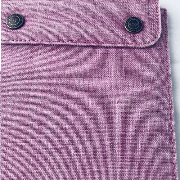 New Herschel Supply Co Sleeve For iPad Mini Air Pink Lilac Padded Red Striped - Picture 5 of 5